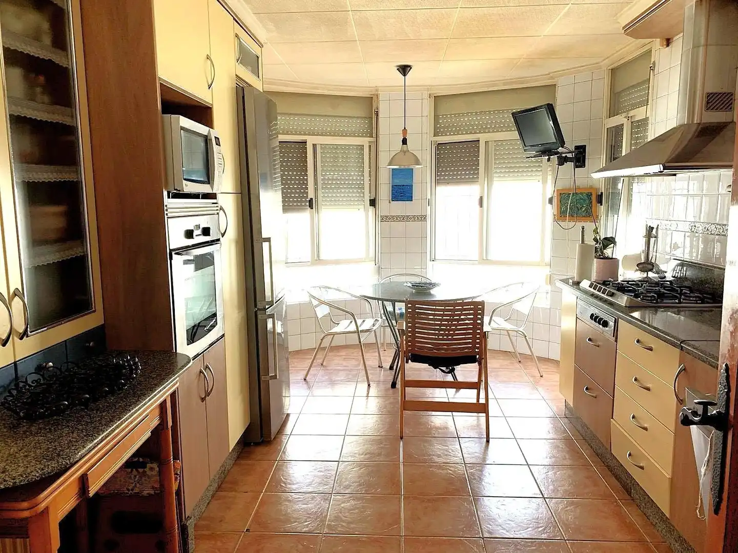 Cocina de Casa adosada en venta en Torrevieja con Aire acondicionado, Calefacción y Jardín privado