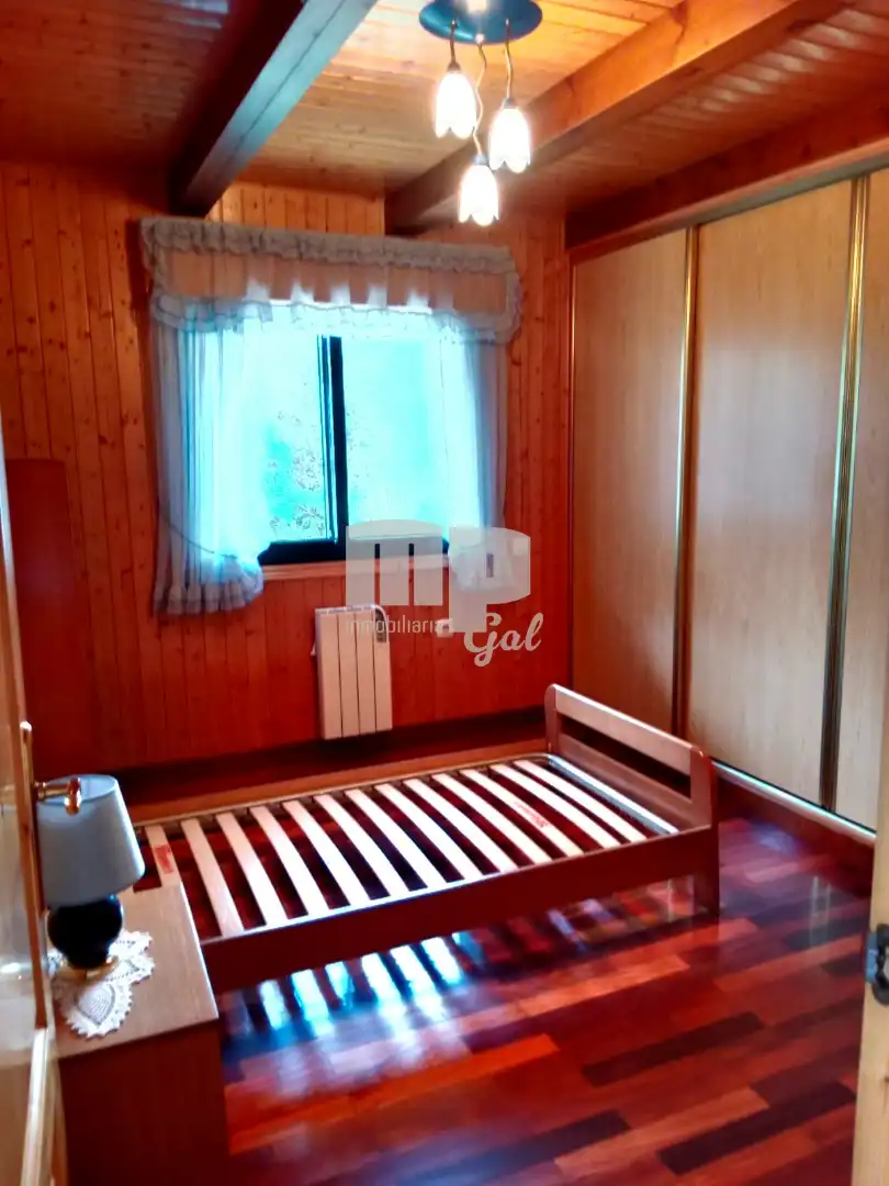 Habitación de Casa o chalet en venta en Redondela con Calefacción, Jardín privado y Trastero