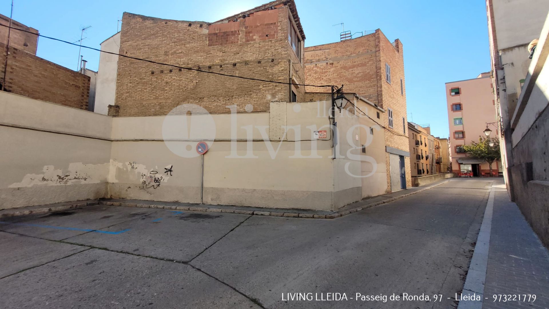 Vista exterior de Edifici en venda en  Lleida Capital