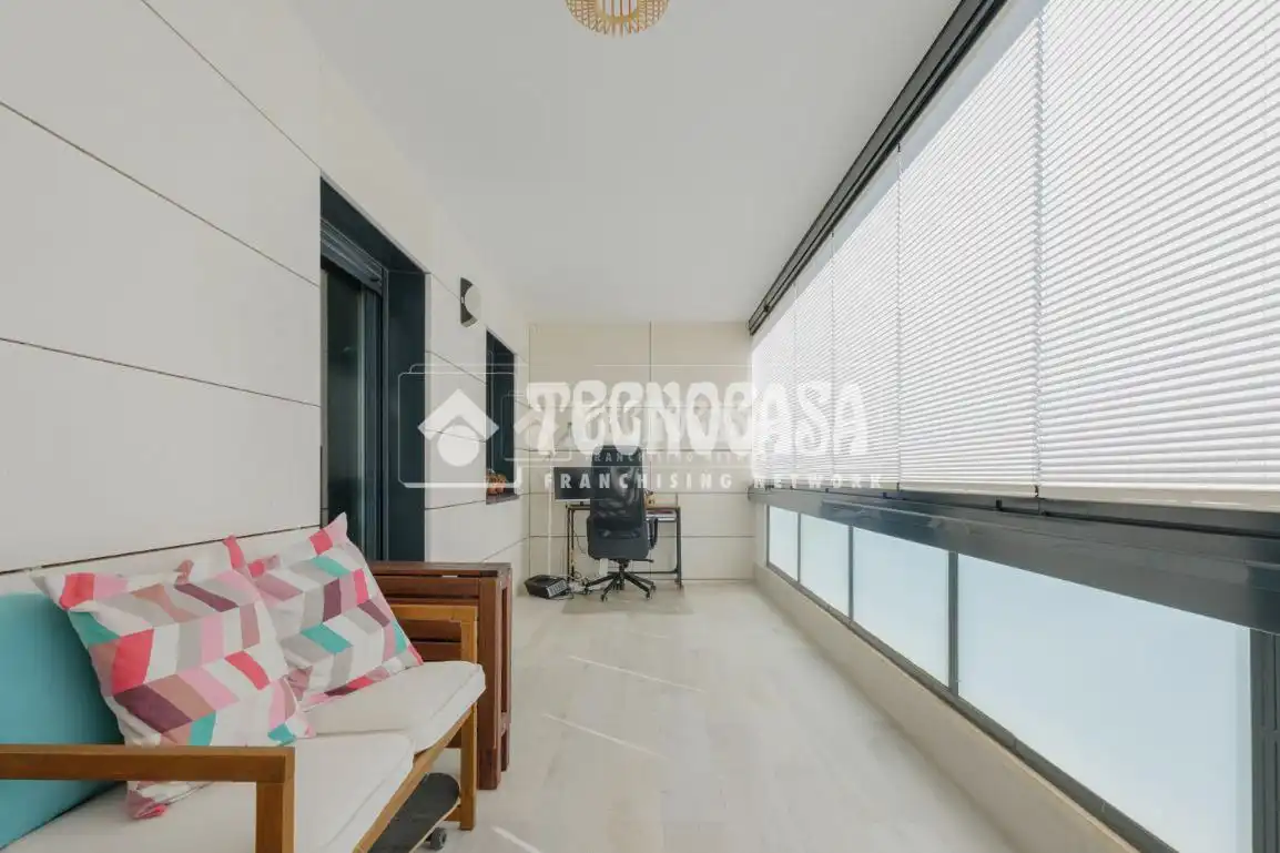 Terraza de Piso en venta en Tres Cantos con Aire acondicionado, Terraza y Amueblado