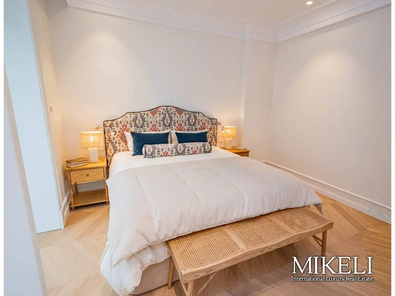 Schlafzimmer von Wohnung zur Miete in Santander mit Heizung, Möbliert und Balkon
