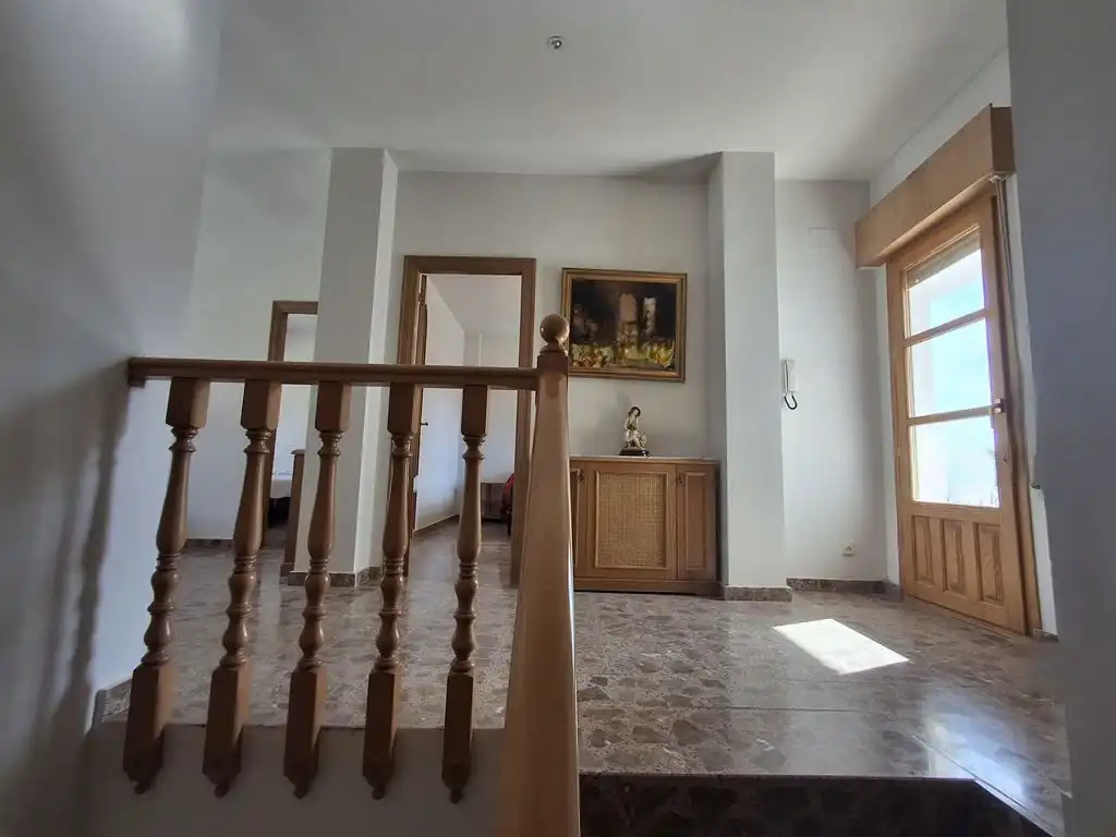Casa o chalet en venta en La Roda con Calefacción, Terraza y Trastero
