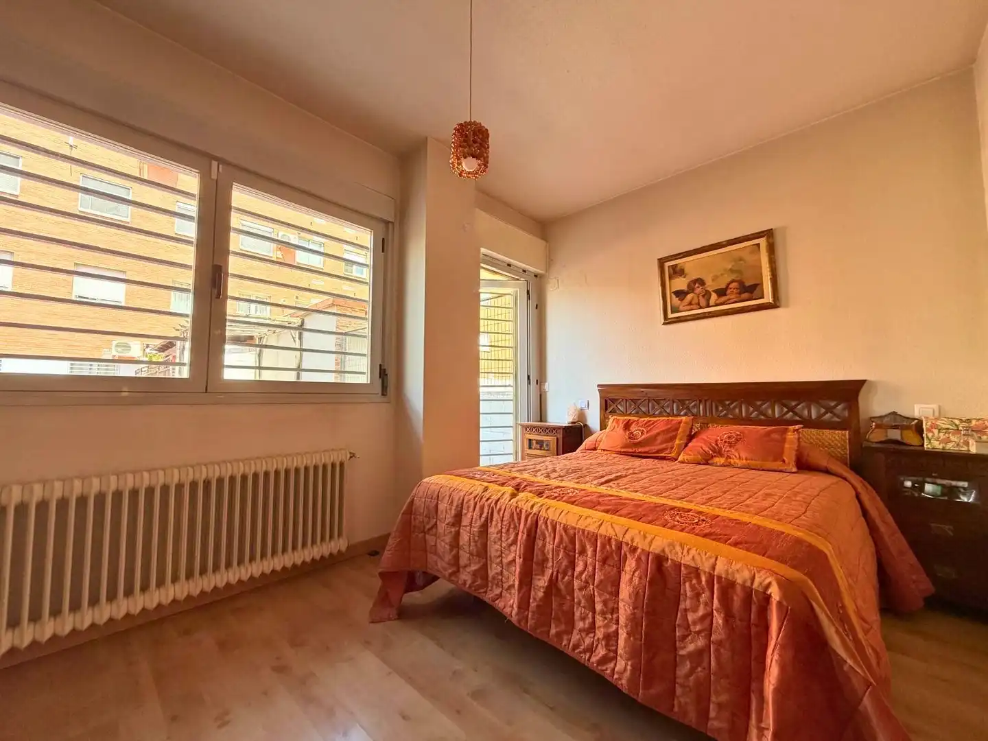 Habitación de Planta baja en venta en Rivas-Vaciamadrid con Calefacción, Terraza y Trastero