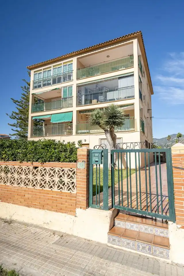 Vista exterior de Piso en venta en Benicasim / Benicàssim con Aire acondicionado, Calefacción y Terraza
