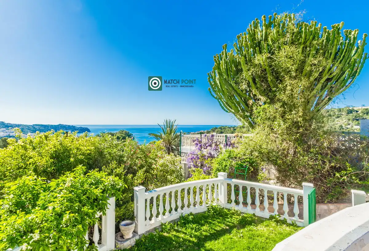 Vista exterior de Casa o chalet en venta en Almuñécar
