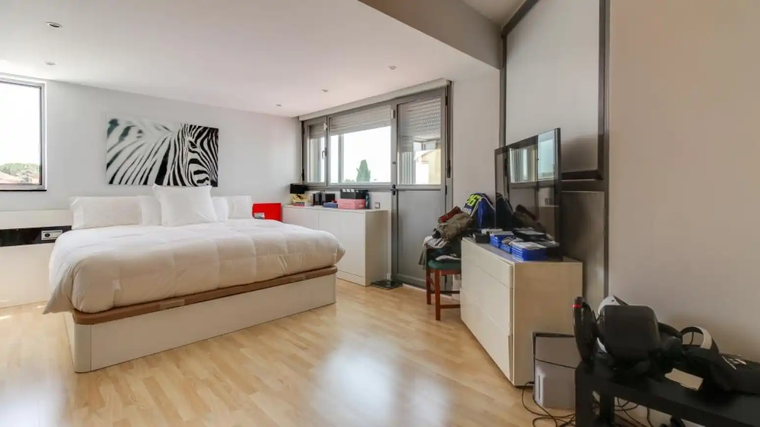 Schlafzimmer von Haus oder Chalet zum Verkauf in Villamayor mit Klimaanlage, Heizung und Privatgarten