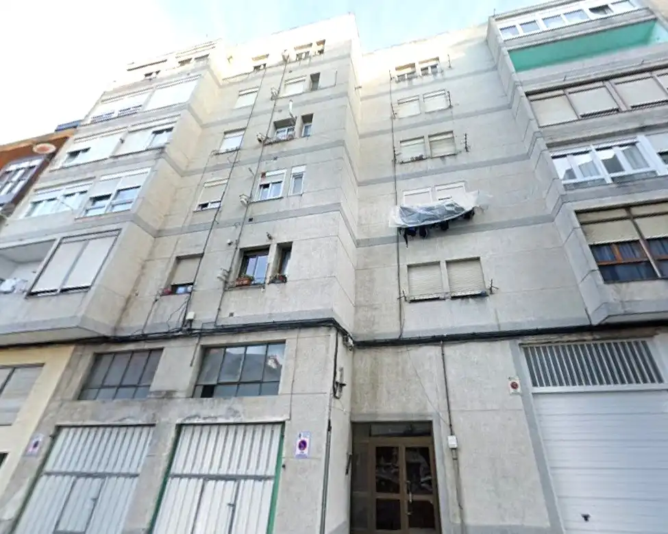 Vista exterior de Piso en venta en Santander