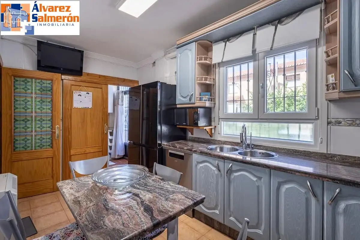 Casa a schiera con terrazza in vendita a Calle de Jerónimo de Rueda, imagen 13