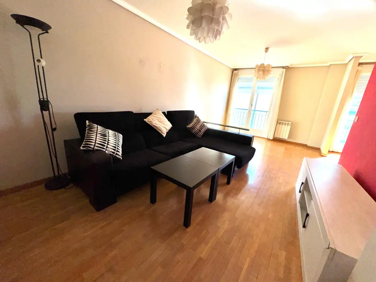Sala de estar de Apartamento en venta en Ponferrada con Calefacción, Parquet y Trastero
