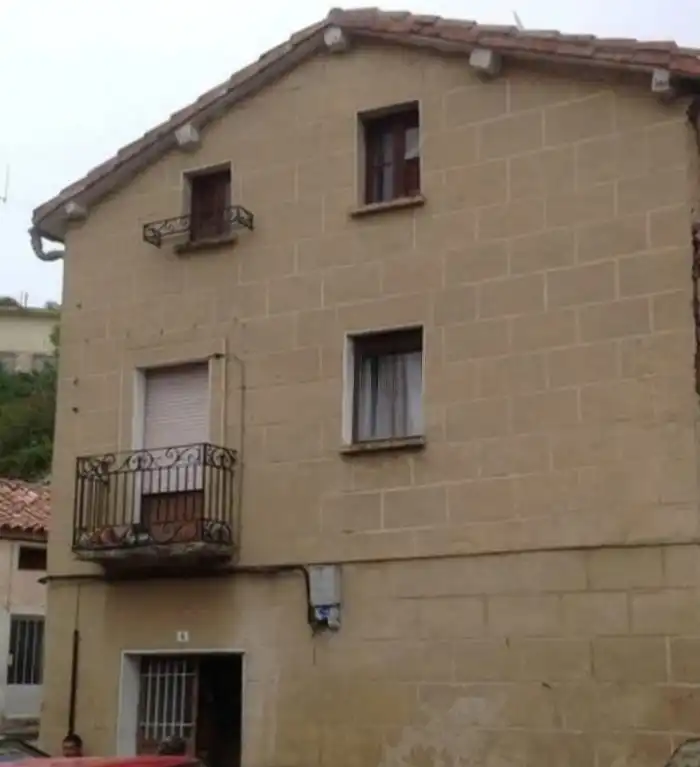 Casa amb jardí en venda a Pradoluengo, imagen 2
