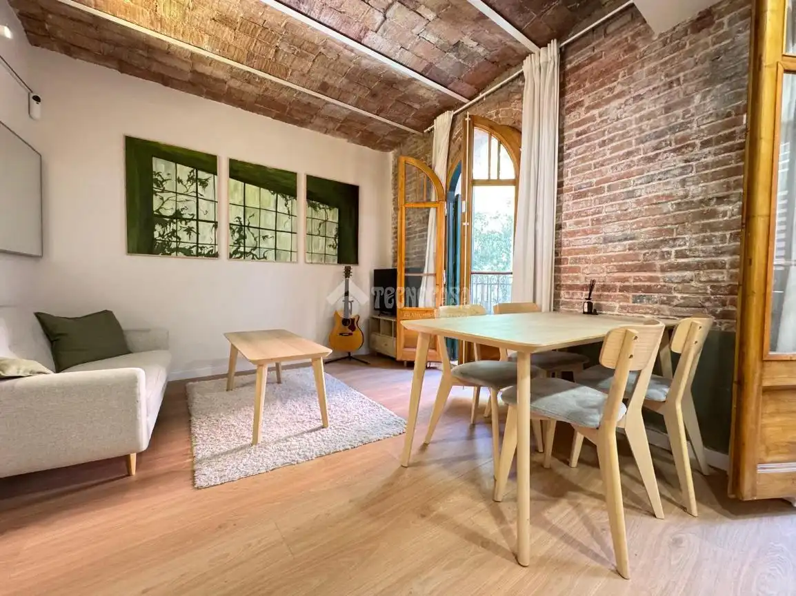 Piso en venta en Carrer d'Elkano, imagen 2