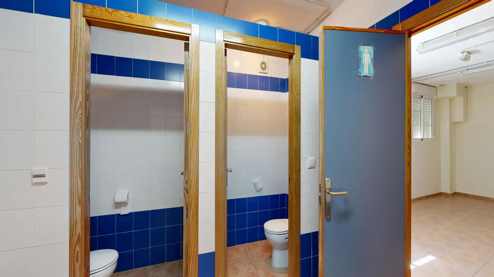 Baño de Piso en venta en Molina de Segura con Aire acondicionado, Terraza y Trastero