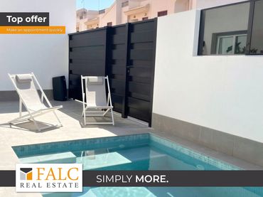 Adossat amb piscina en venda a Balsicas