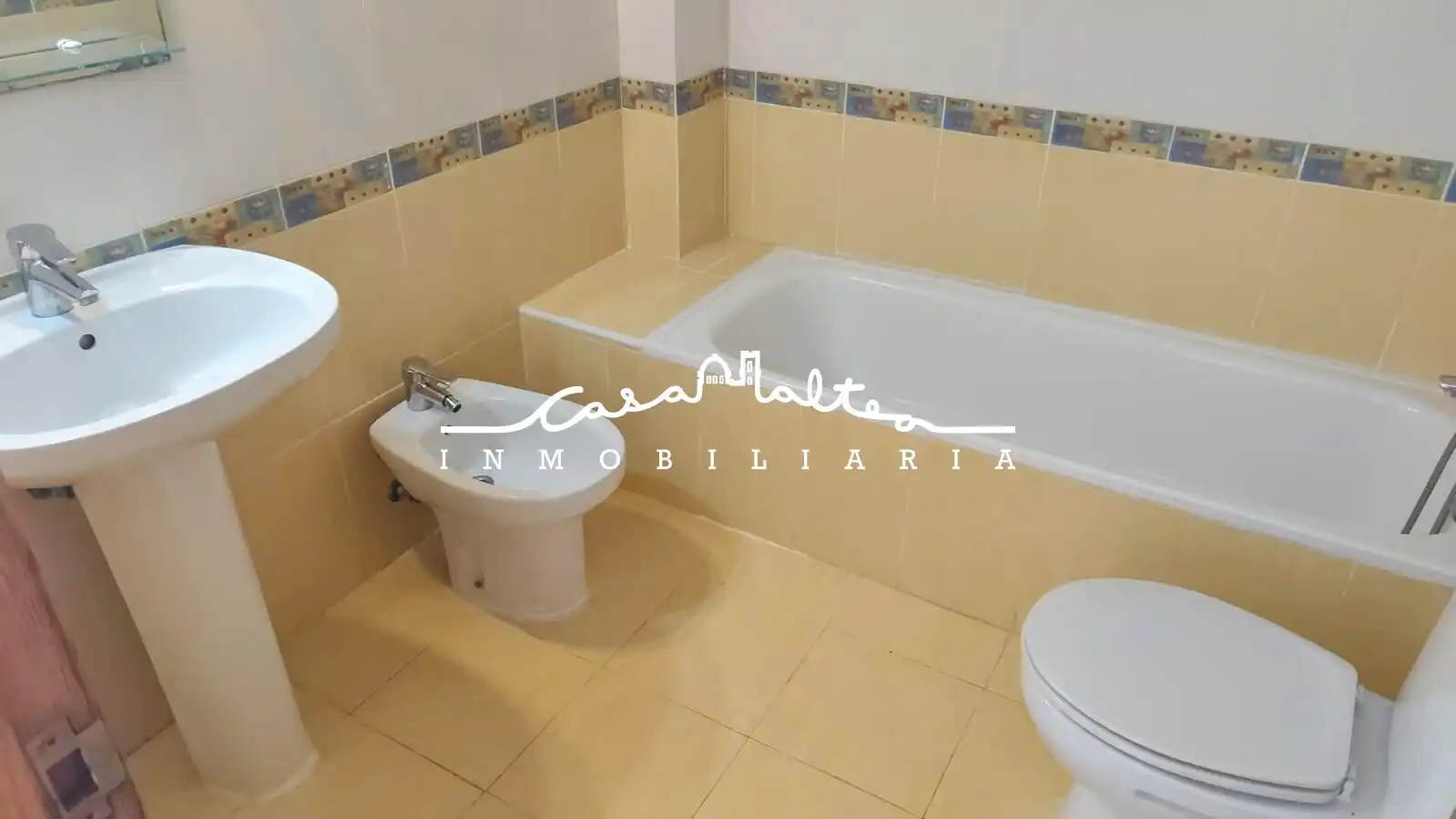 Baño de Piso en venta en Altea con Aire acondicionado y Balcón