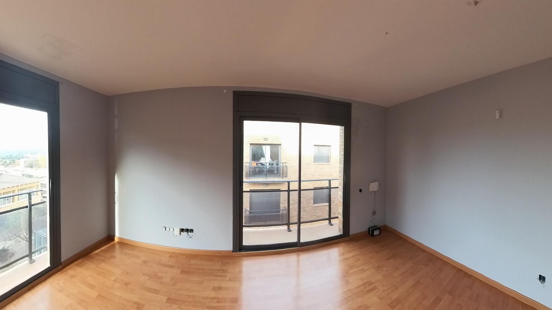 Sala d'estar de Pis en venda en Piera amb Parquet, Terrassa i Balcó