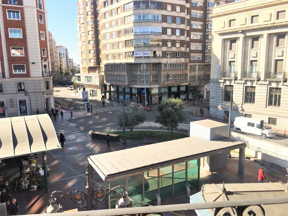 Exterior view of Flat to rent in Valladolid Capital  with Heating, Terrace and Balcony
