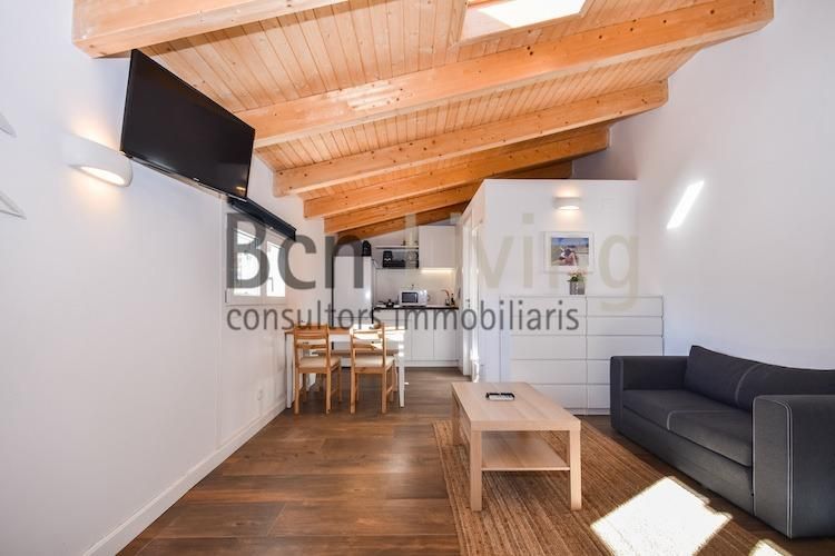 Living room of Apartment to rent in El Masnou  with Air Conditioner, Heating and Private garden