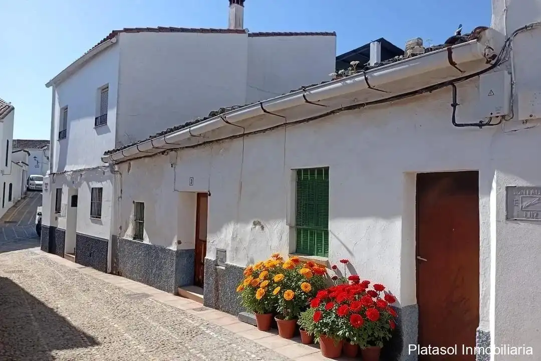 Vista exterior de Casa o chalet en venta en Higuera de la Sierra