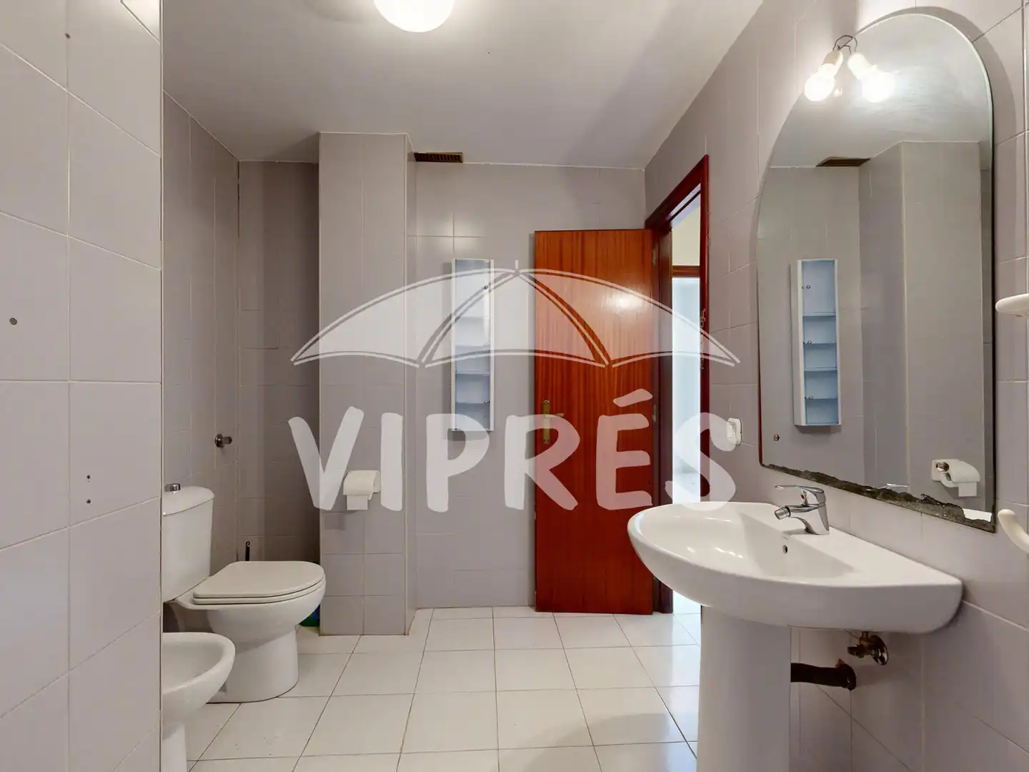 Baño de Piso en venta en Cáceres