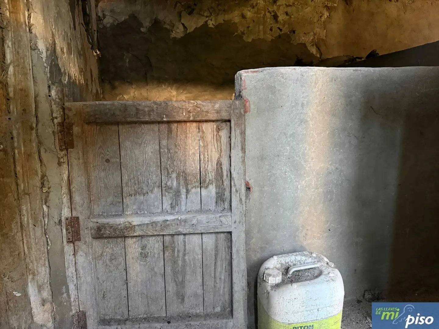 Vista exterior de Casa o xalet en venda en Camporredondo amb Jardí privat, Parquet i Terrassa