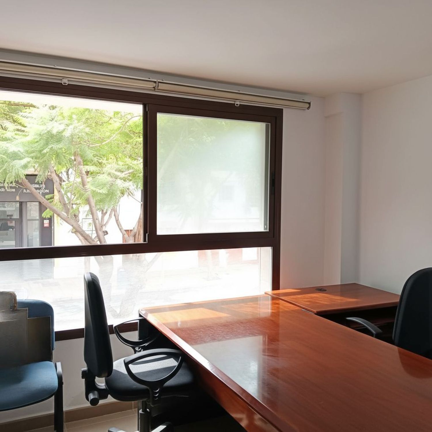 Oficina de lloguer en Rincón de la Victoria