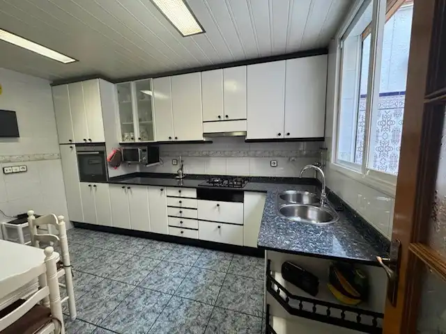 Casa adosada en venta en Carrer Jacint Verdaguer, Casc Antic