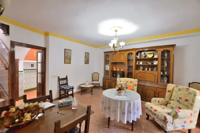 Terraced house with terrace for sale in La Ciudad