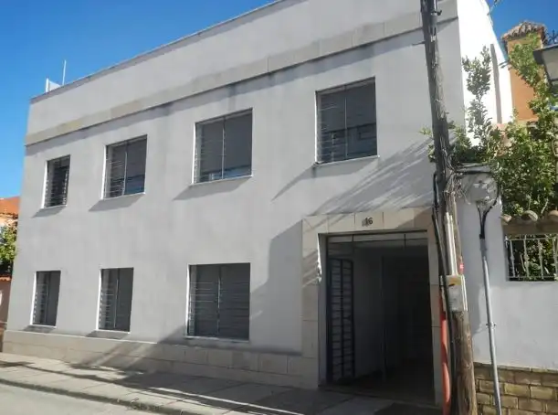 Außenansicht von Maisonette zum Verkauf in San Fernando