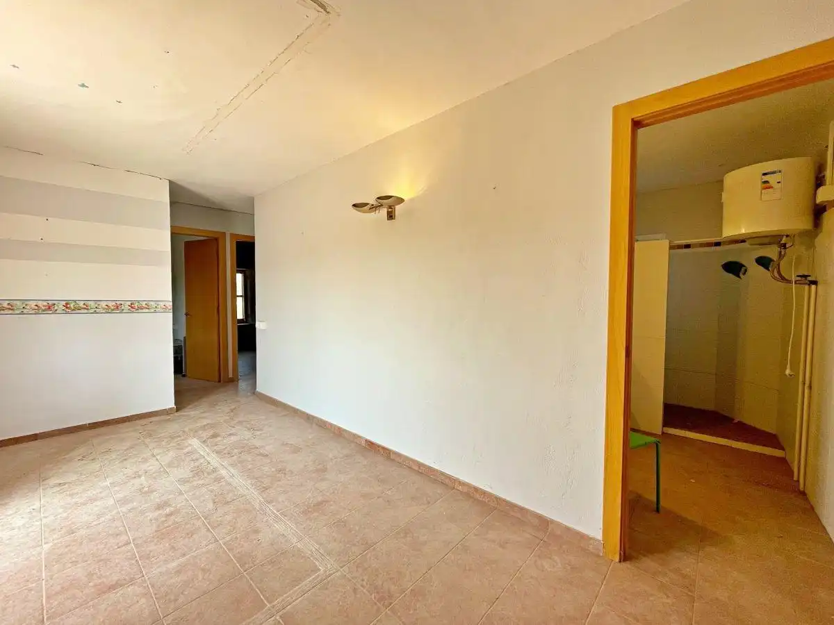 Country house zum Verkauf in Tortosa mit Klimaanlage, Heizung und Privatgarten