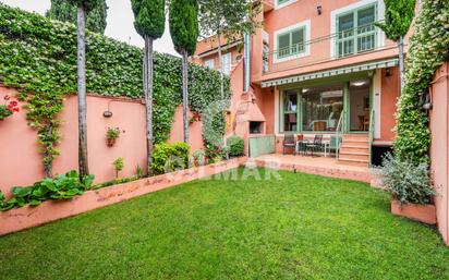 Jardí de Casa o xalet en venda en  Madrid Capital amb Calefacció i Jardí privat