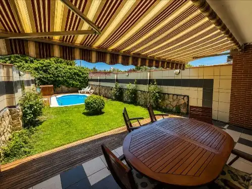 Xalet amb jardí en venda a Av. de la Hispanidad 7, imagen 6