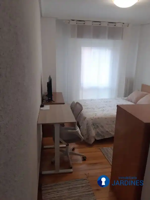 Bedroom of Flat for rent in Bilbao   with Heating and Terrace