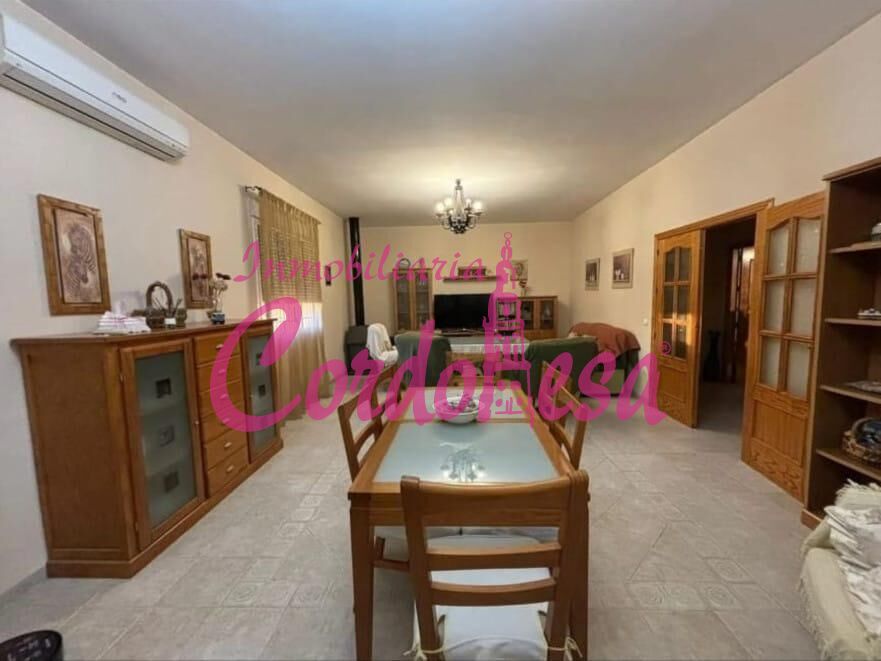 Sala d'estar de Finca rústica en venda en  Córdoba Capital amb Aire condicionat, Traster i Piscina
