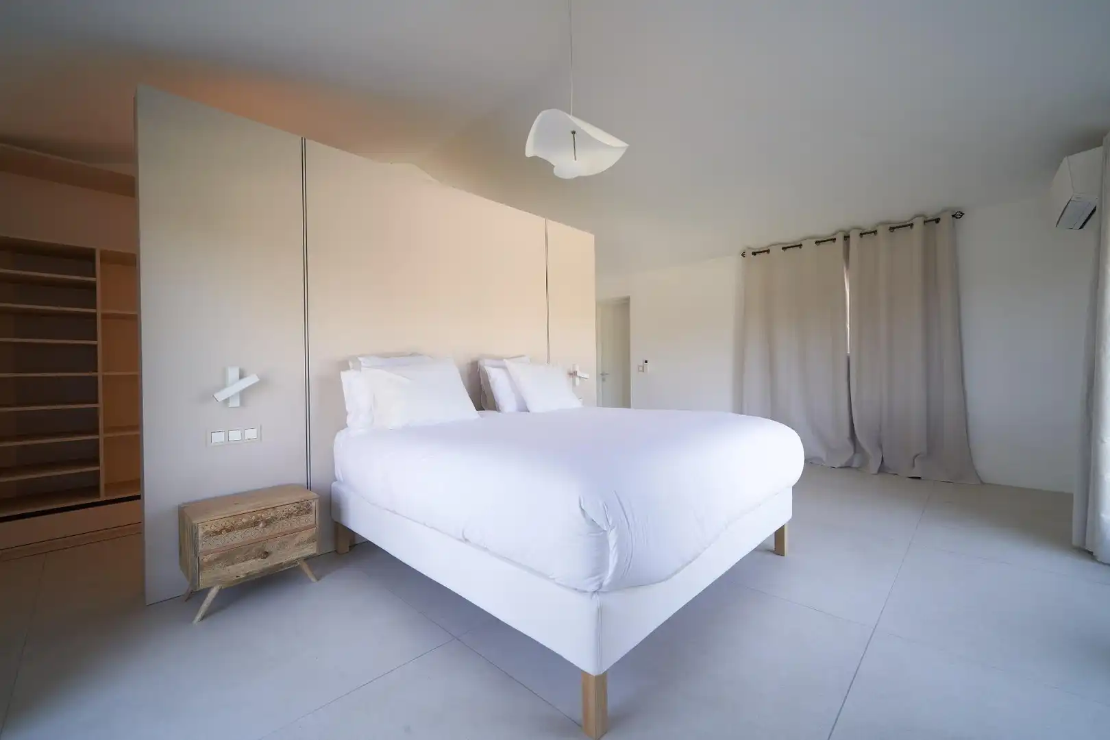 Habitación de Casa o chalet en venta en Marbella con Aire acondicionado, Calefacción y Jardín privado