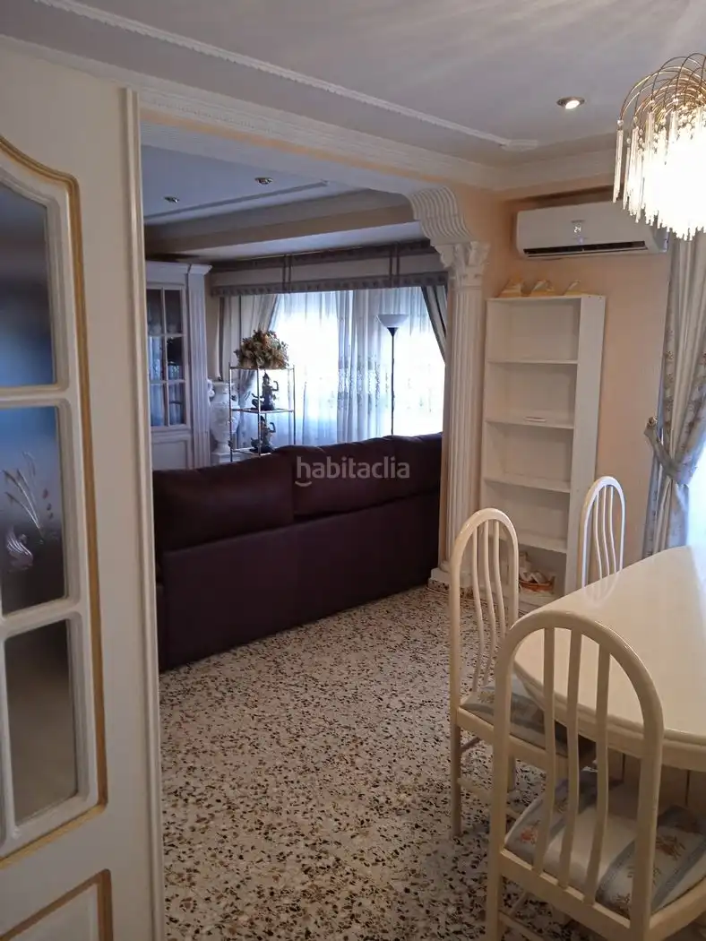 Flat for sale in Calle Rafael Altamira 27