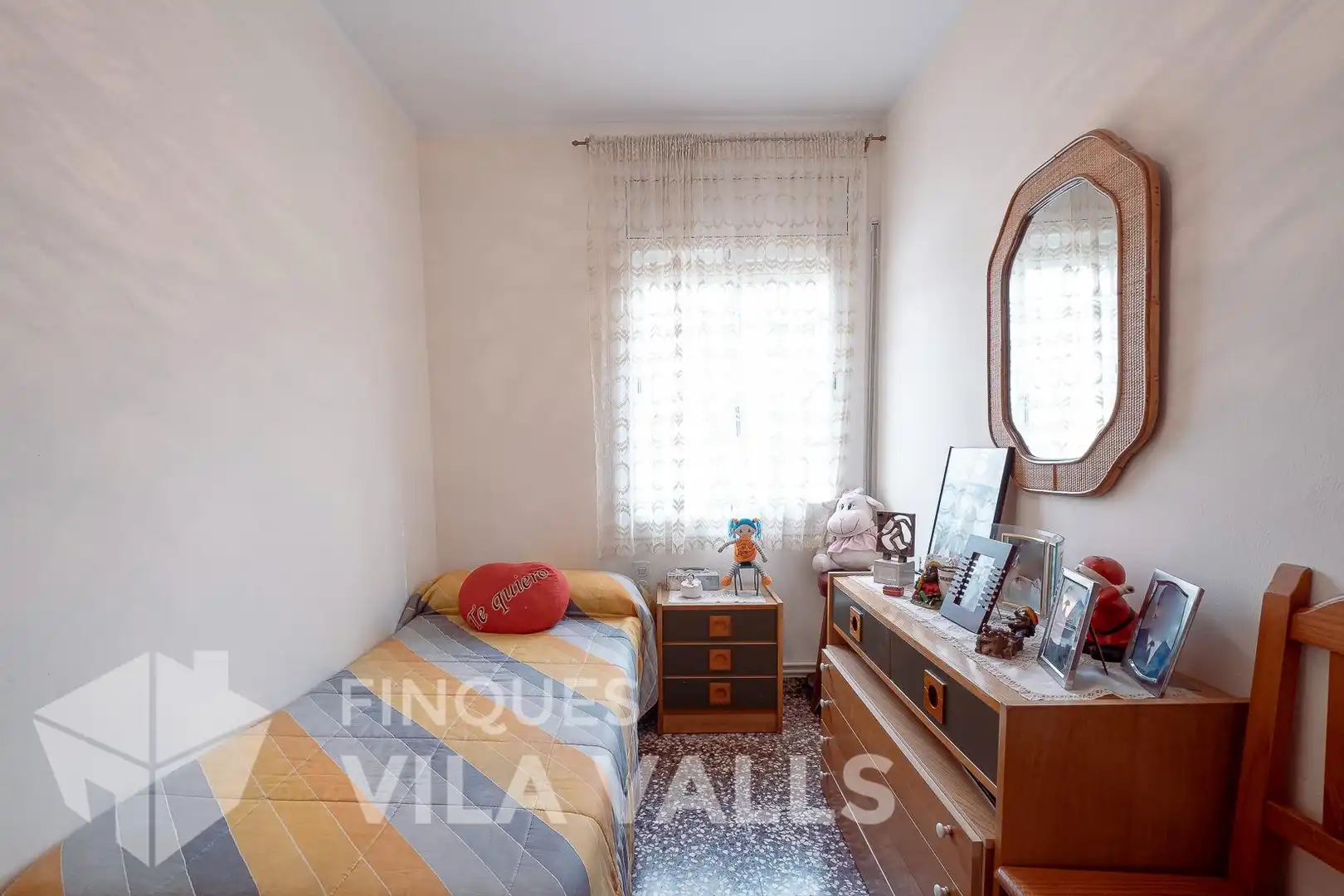 Dormitori de Casa o xalet en venda en Sant Feliu de Codines amb Jardí privat i Piscina