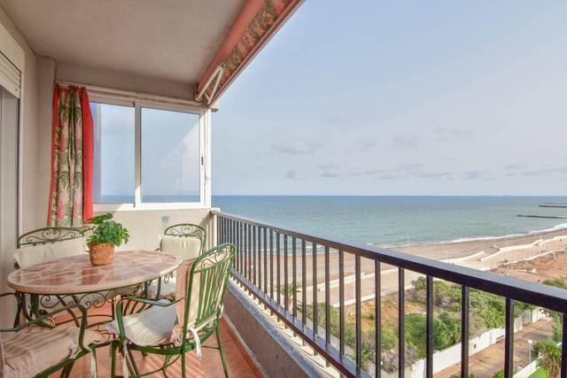 Apartamento en Alquiler en  PROGRESO EDIFICIO en Playa del Puig