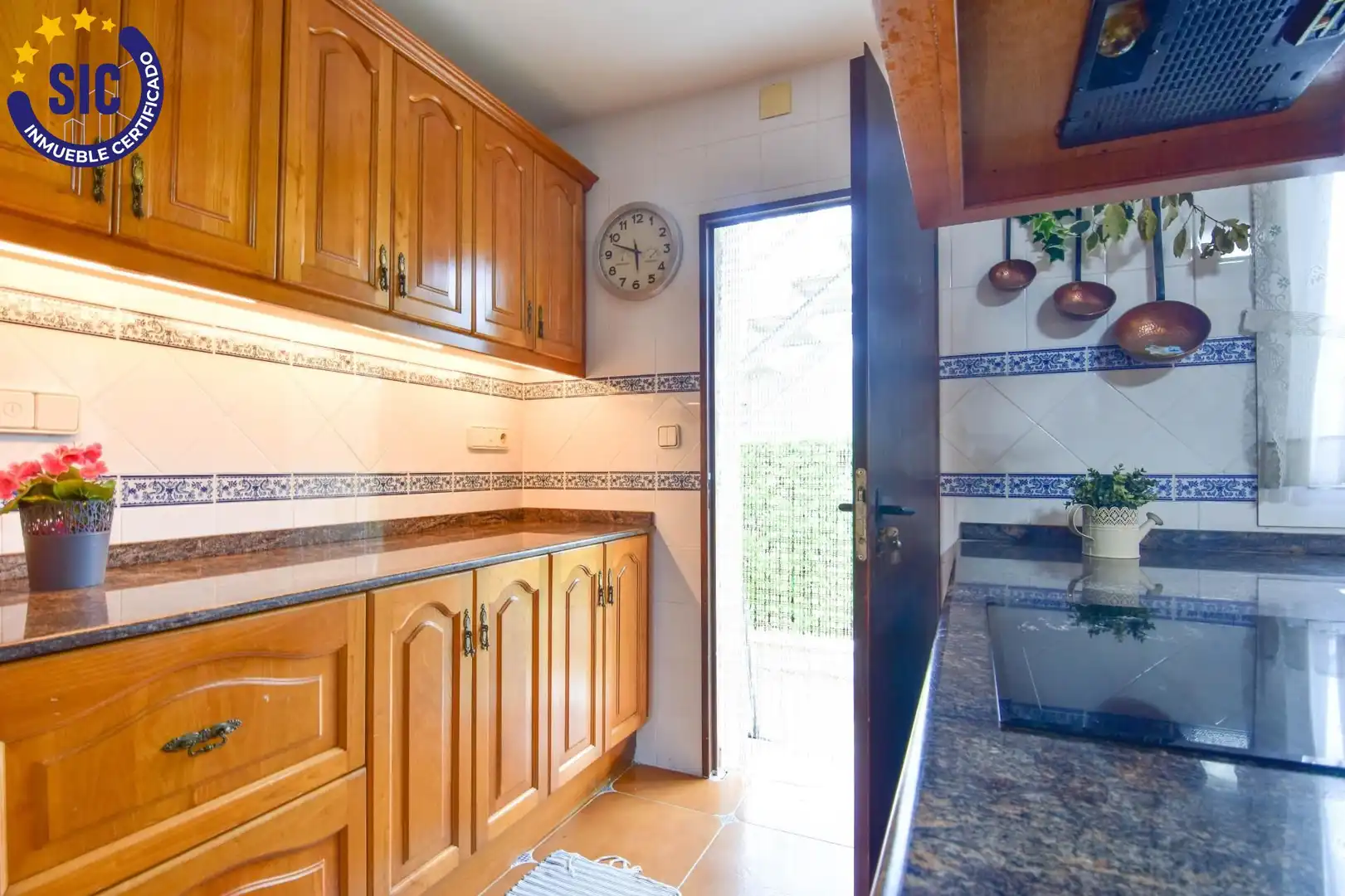 Cocina de Casa o chalet en venta en Torrent con Aire acondicionado, Jardín privado y Terraza