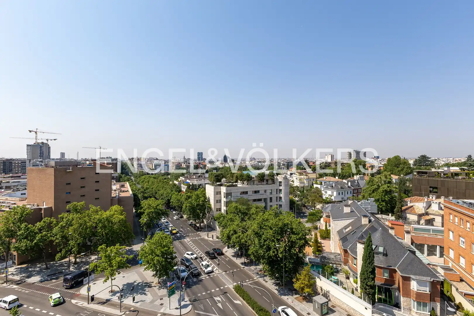 Außenansicht von Dachboden zur Miete in Madrid mit Klimaanlage, Heizung und Terrasse