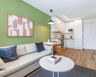 Living room of Apartment to rent in  Madrid Capital  with Heating, Furnished and Oven