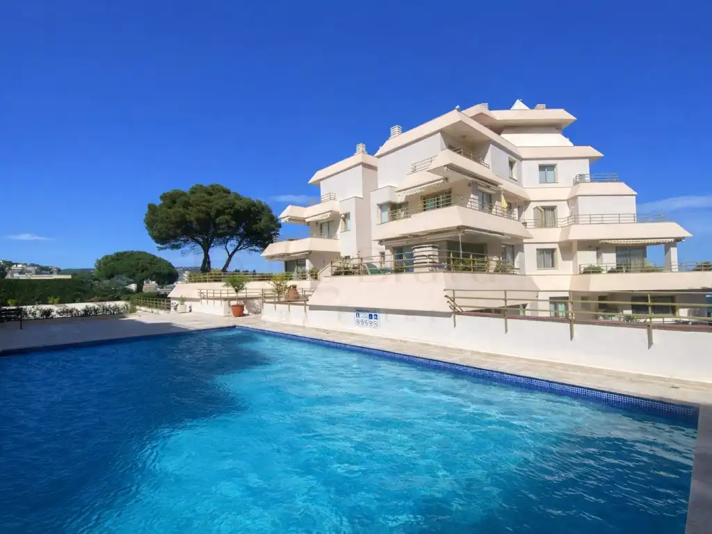Schwimmbecken von Wohnungen zum Verkauf in Castell d'Aro, Platja d'Aro i s'Agaró