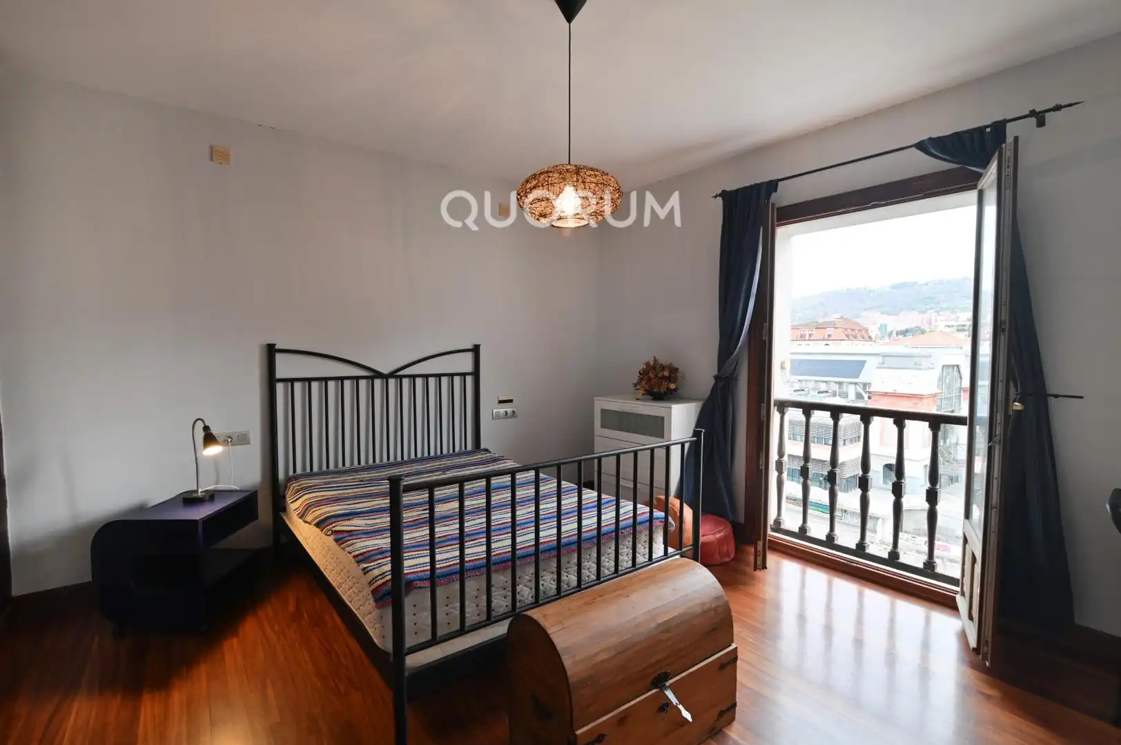 Bedroom of Flat for sale in Bilbao   with Furnished, Balcony and Jacuzzi