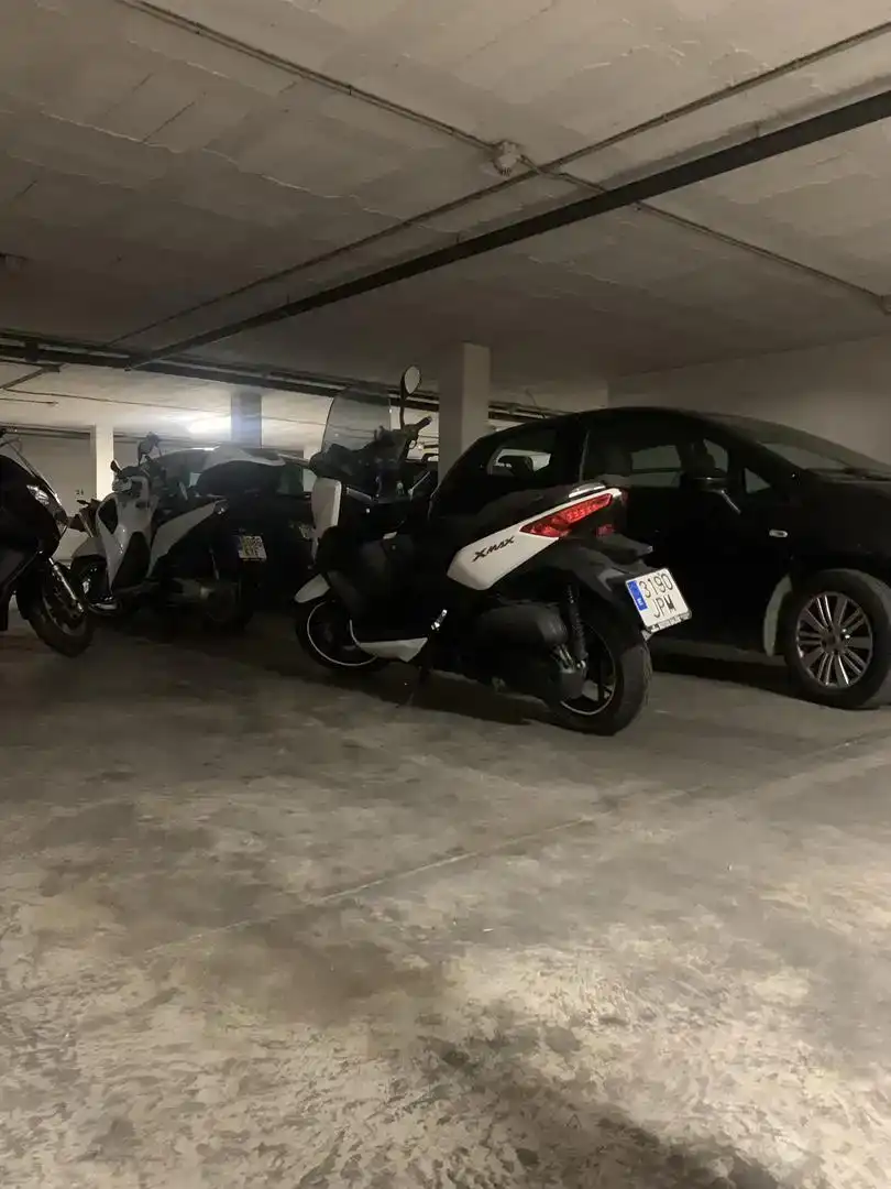 Parkplatz von Garage zum Verkauf in  Palma de Mallorca