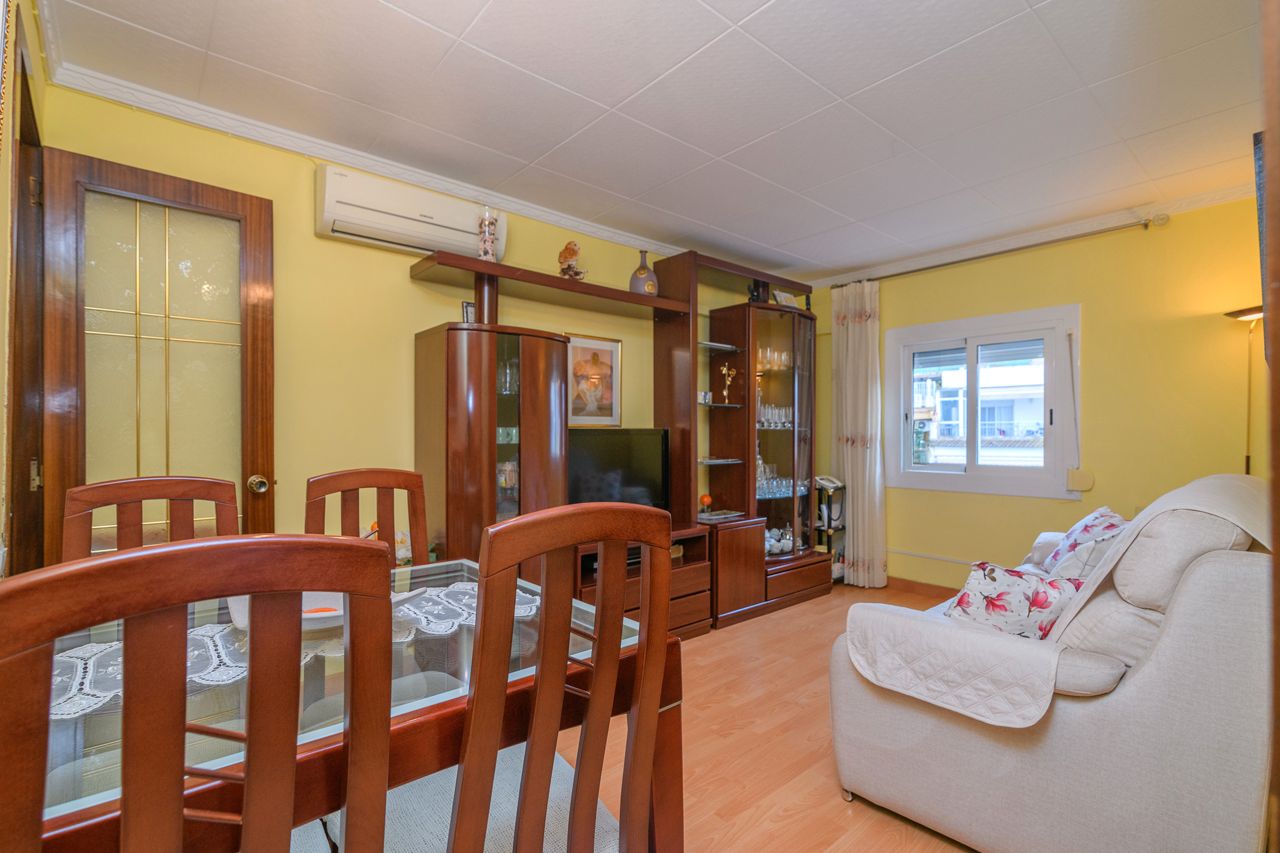 Bedroom of Flat for sale in L'Hospitalet de Llobregat  with Air Conditioner and Parquet flooring