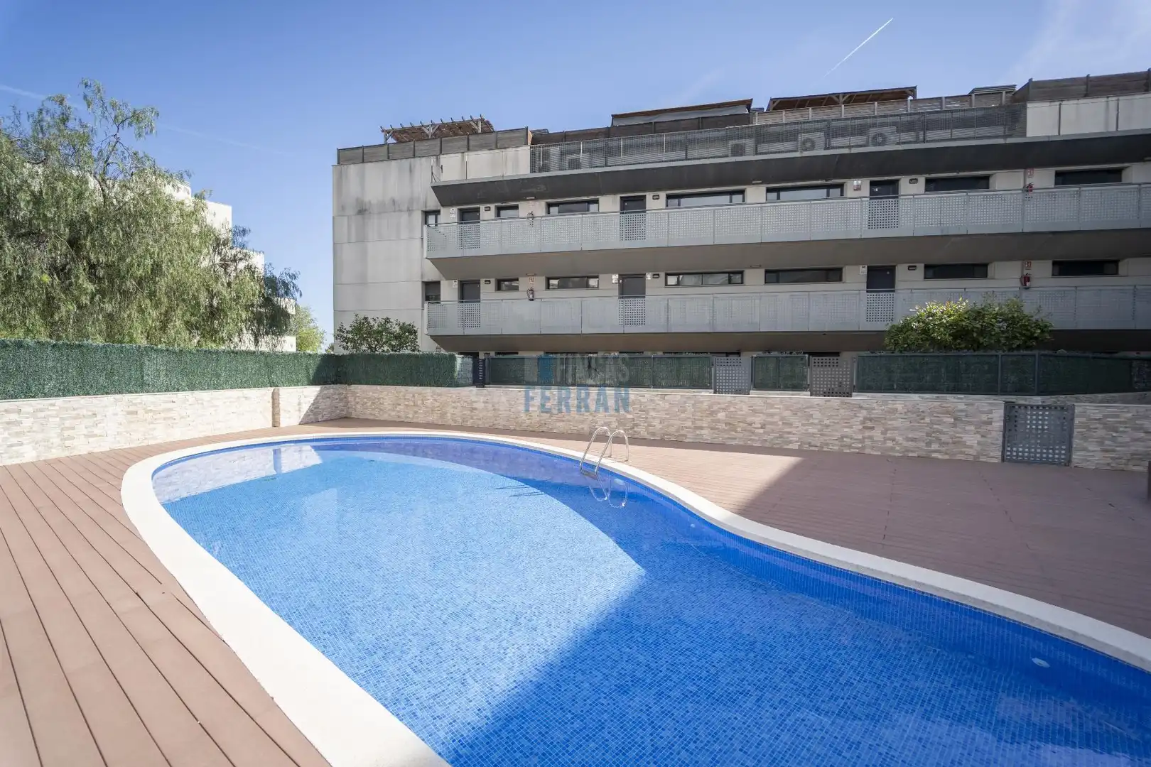 Piscina de Ático en venta en El Vendrell con Aire acondicionado, Terraza y Trastero