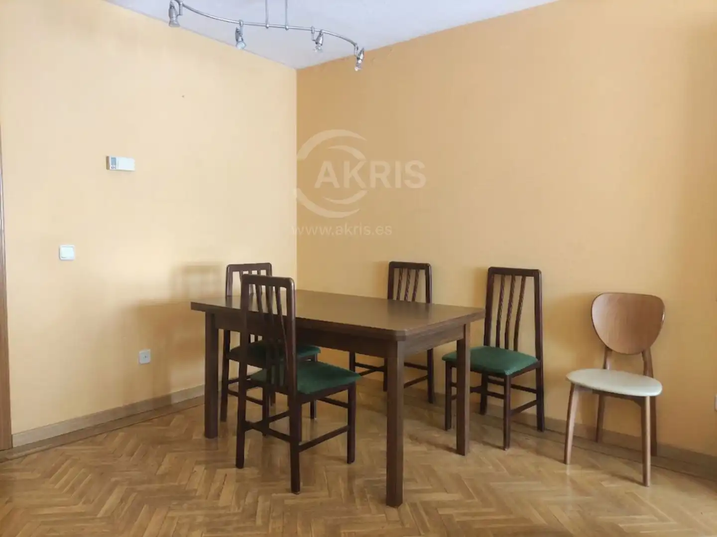 Dining room of Flat for rent in Toledo  with Air Conditioner, Heating and Furnished