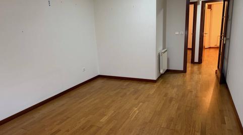 Photo 4 of Flat for rent in Avenida Castrelos, Sardoma - Castrelos, Vigo