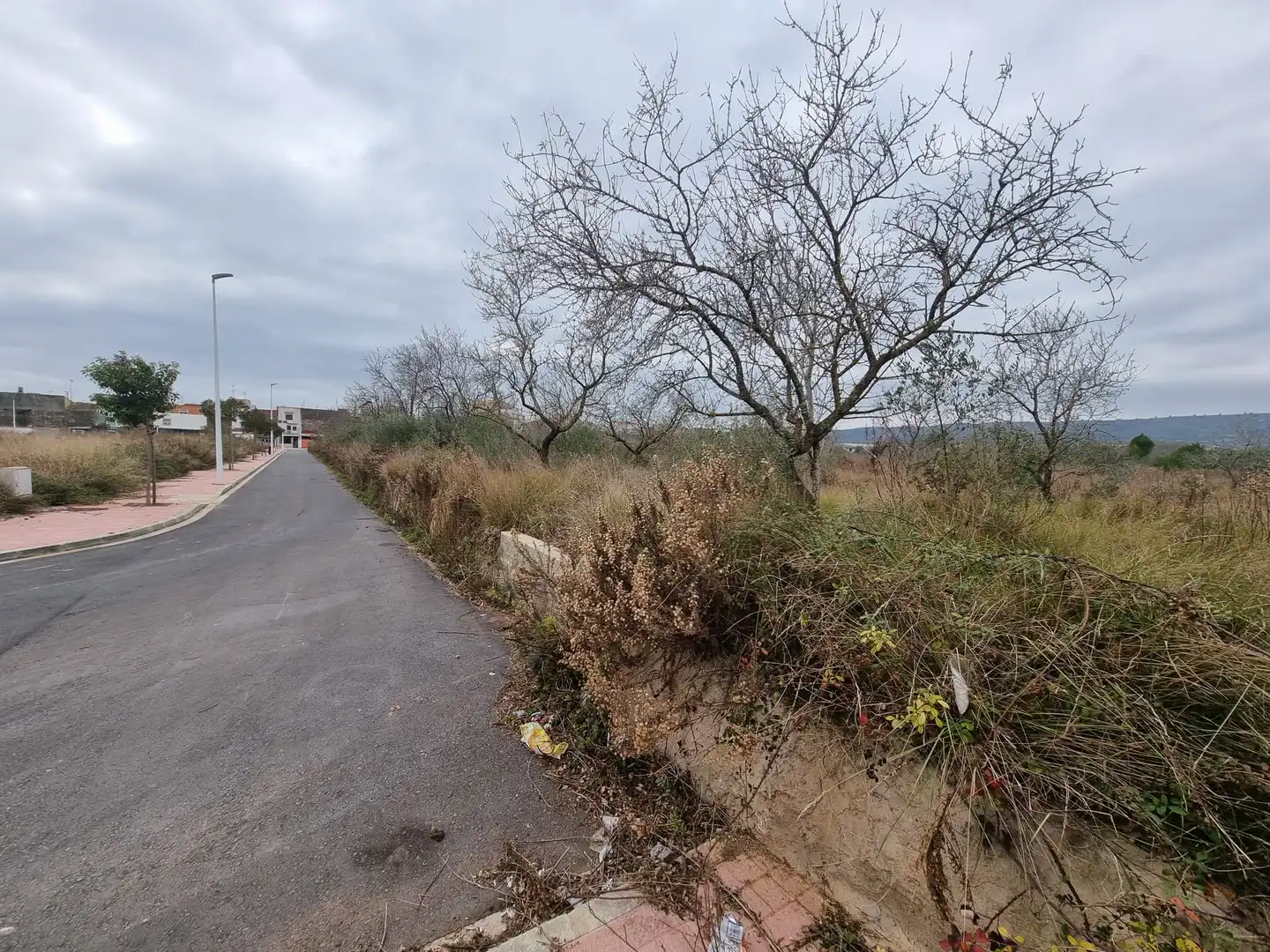 Residential land for sale in Alio