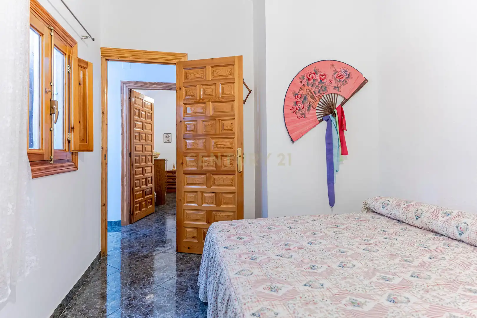 Schlafzimmer von Haus oder Chalet zum Verkauf in Murtas mit Abstellraum, Ofen und Waschmaschine