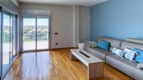 Sala d'estar de Àtic en venda en Salou amb Parquet, Terrassa i Moblat